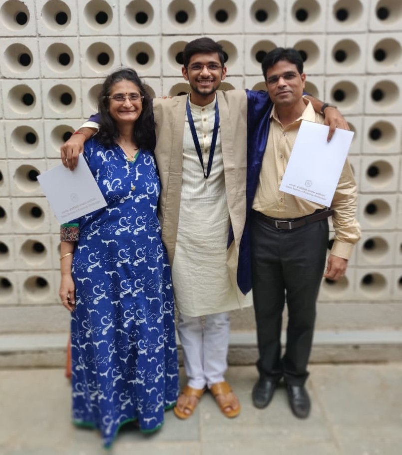 Alumni with Parents - Alumni Relations, IIT Gandhinagar
